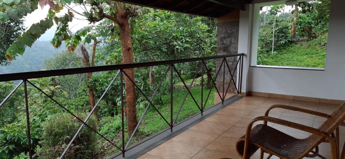 After The Rains - Rainforest Lodge Meppādi Exteriör bild